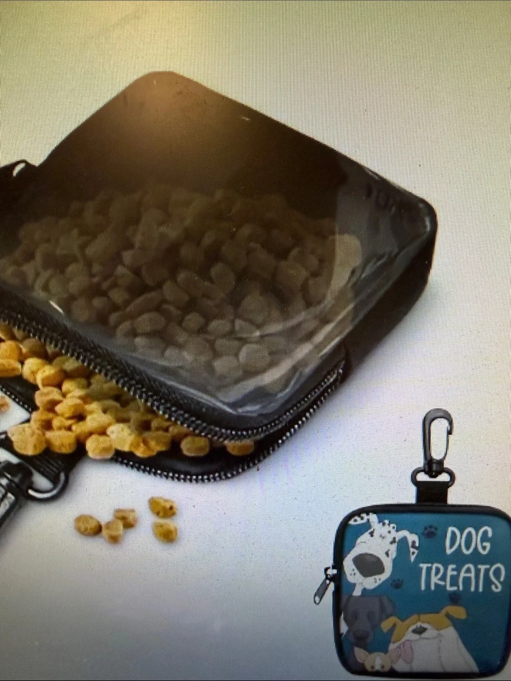 ❣️5/$25❣️Dog Treats Carry Pouch - Blue. 🆕